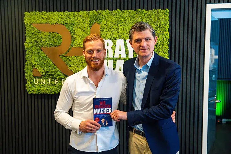 Rayk Hahne mit Julien Backhaus